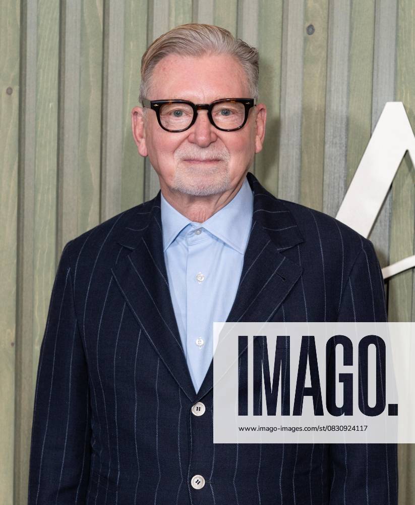 Warren Littlefield attends premiere by HULU of The twisted tail of Amanda Knox at Historical Society in New York, NY on August 19, 2025 Bronx USA - ZUMAr339 20250819_znp_r339_036