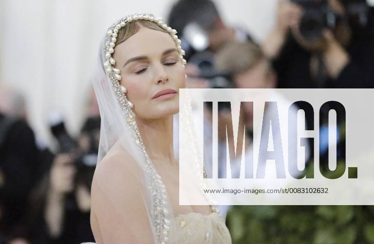 Kate Bosworth arrives on the red carpet at The Metropolitan Museum of Art s Costume Institute Benefit Heavenly Bodies: Fashion and the Catholic Imagination at Metropolitan Museum of Art in New York City on May 7, 2018. NYP20180507830 JOHNxANGELILLO
