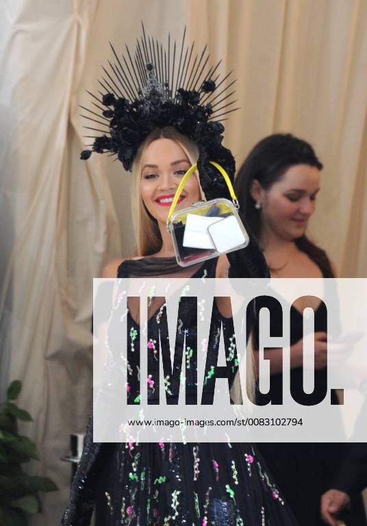NEW YORK, NY - MAY 7: Rita Ora at the Heavenly Bodies: Fashion & The Catholic Imagination Costume Institute Gala on May 7, 2018 in New York City.