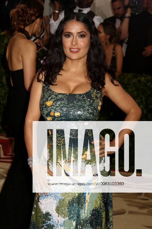 New York City, New York, U.S. - Actress SALMA HAYEK attends the Costume Institute Benefit celebrating the opening of Heavenly Bodies: Fashion and the Catholic Imagination exhibit held at at The Metropolitan Museum of Art. New York City U.S. - ZUMAk03_ 20180507_zaf_k03_565