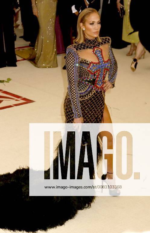 New York City, New York, U.S. - JENNIFER LOPEZ attends the Costume Institute Benefit celebrating the opening of Heavenly Bodies: Fashion and the Catholic Imagination exhibit held at at The Metropolitan Museum of Art. New York City U.S. - ZUMAk03_ 20180507_zaf_k03_575