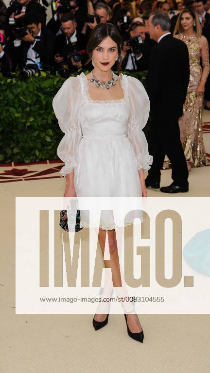 New York, NY, U.S. - 07 May 2018 - New York, New York - Alexa Chung. 2018 Metropolitan Museum of Art Costume Institute Gala: Heavenly Bodies: Fashion and the Catholic Imagination. Photo Credit: Christopher Smith AdMedia New York U.S. - ZUMAa123 20180507_zaa_a123_192