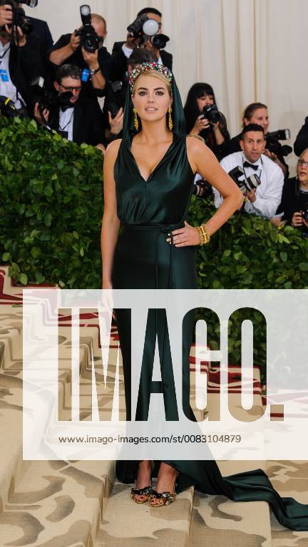New York, NY, U.S. - 07 May 2018 - New York, New York - Kate Upton. 2018 Metropolitan Museum of Art Costume Institute Gala: Heavenly Bodies: Fashion and the Catholic Imagination. Photo Credit: Christopher Smith AdMedia New York U.S. - ZUMAa123 20180507_zaa_a123_230