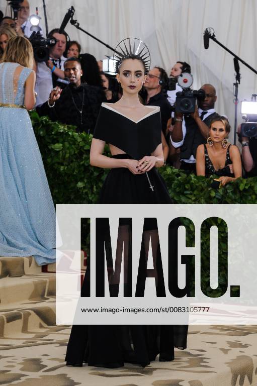 New York, NY, U.S. - 07 May 2018 - New York, New York - Lily Collins. 2018 Metropolitan Museum of Art Costume Institute Gala: Heavenly Bodies: Fashion and the Catholic Imagination. Photo Credit: Christopher Smith AdMedia New York U.S. - ZUMAa123 20180507_zaa_a123_301