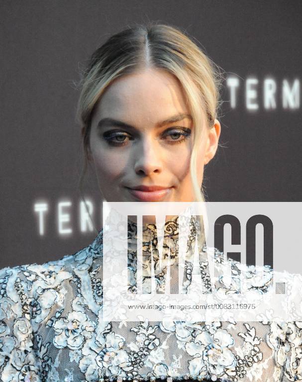 Hollywood, California, U.S. - Margot Robbie attends The Los Angeles Premiere of TERMINAL held at the Arclight Theater in Hollywood, California on May 8, 2018. 2018 Hollywood U.S. - ZUMAl86_ 20180508_zaf_l86_067