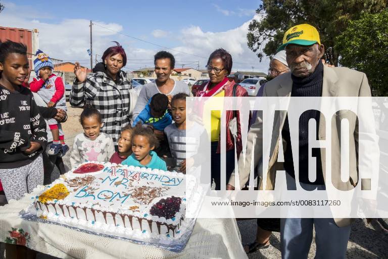 (180508) -- CAPE TOWN, May 8, 2018 -- Fredie Blom (1st R) celebrates his 114th birthday with his relatives in Delft near Cape Town, South Africa, on May 8, 2018. Fredie Blom, believed to be the world s oldest man alive, celebrated his 114th birthday near Cape Town on Tuesday with much fanfare. ) SOUTH AFRICA-CAPE TOWN- WORLD S OLDEST MAN -114TH BIRTHDAY WillemxvanxderxMerwe