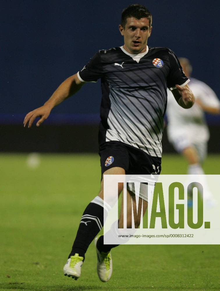 Zagreb, 03.08.2011., 3rd qualifying round, UEFA Champions League quali, NK Dinamo Zagreb (black) - HJK Helsinki (white) 1:0 - Fatos Beciraj (Dinamo-21)
