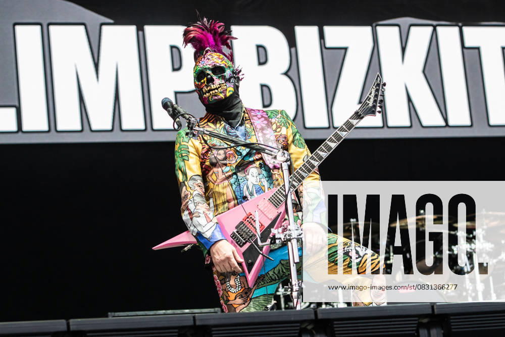 Limp bizkit performing at Leeds Festival 2025 at Bramham Park, West Yorkshire, England, UK, 24 August 2025, limp bizkit performing at Leeds Festival 2025 at Bramham Park, West Yorkshire, England, UK, 24 August 2025,, Credit:Ant Longstaff Avalon