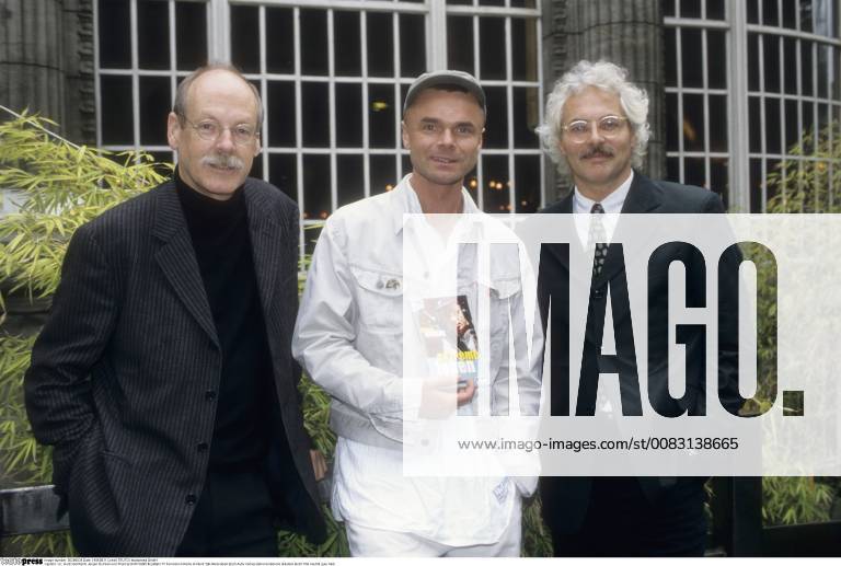 V li Heinz Gollhardt Jürgen Domian and Thomas Roth 09 96 thg Man TV TV Radio Radio Talk Moderation Book Author Verlag standing standing outside Book Title neutral quer halb