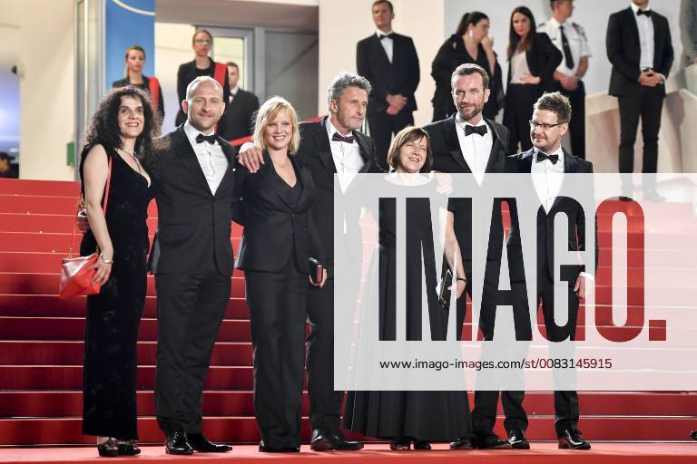 (180510) -- CANNES (FRANCE), May 10, 2018 -- Producer Tanya Seghatchian, actor Borys Szyc, actress Joanna Kulig, director Pawel Pawlikowski, producer Ewa Puszczynska, actor Tomasz Kot and cinematographer Lukasz Zal (from L to R) of the film Cold War pose for photos during the premiere red carpet of Cold War at the 71st Cannes International Film Festival in Cannes, France, on May 10, 2018. The 71st Cannes International Film Festival is held from May 8 to May 19. ) FRANCE-CANNES-71ST INTERNATIONAL FILM FESTIVAL-COLD WAR-RED CARPET ChenxYichen