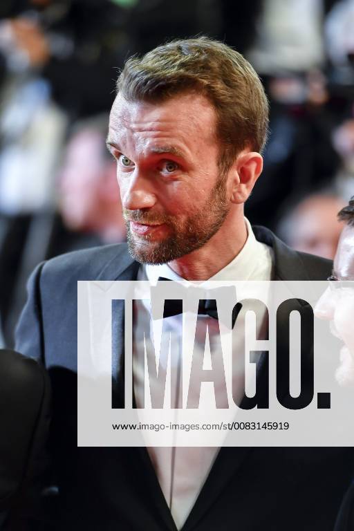 (180510) -- CANNES (FRANCE), May 10, 2018 -- Polish actor Tomasz Kot of the film Cold War poses for photos during the premiere red carpet of Cold War at the 71st Cannes International Film Festival in Cannes, France, on May 10, 2018. The 71st Cannes International Film Festival is held from May 8 to May 19. ) FRANCE-CANNES-71ST INTERNATIONAL FILM FESTIVAL-COLD WAR-RED CARPET ChenxYichen