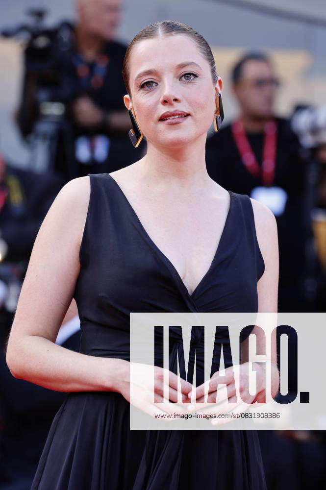 Jella Haase at the premiere of the feature film Frankenstein at the Biennale di Venezia 2025 82 Venice International Film Festival at the Palazzo del Cinema Venice, 30 08 2025 Foto:xD.xBedrosianx xFuturexImagex frankenstein_5914