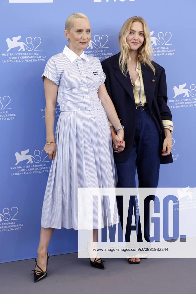 Mona Fastvold and Amanda Seyfried at the photocall for the feature film The Testament of Ann Lee at the Biennale di Venezia 2025 82 Venice International Film Festival at the Palazzo del Casino Venice, 01 09 2025 Foto:xD.xBedrosianx xFuturexImagex testament_5978