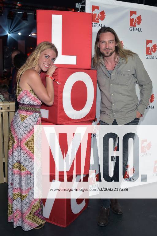 Oliver Thomas with girlfriend Anna Marlene Bicking Winner of the Music Authors Award 2018 30 years Fred Jay Award ceremony in Berlin in the Columbiahalle on 15 05 2018