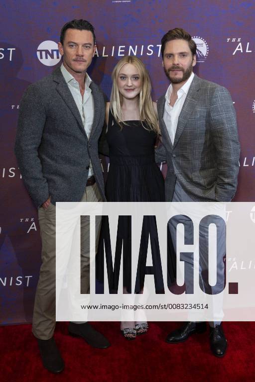 USA: Emmy for your consideration event for TNT The Luke Evans, Dakota Fanning, Daniel Bruhl attend Emmy for your consideration event for TNT The Alienist at 92nd street Y New York New York United States 92nd street Y LevxRadin