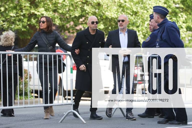 Zazie (Isabelle Marie Anne de Truchis de Varennes) and Patrick Obispo arrive for the funeral ceremony for Belgian singer Maurane (Claudine Luypaerts) Thursday 17 May 2018 in Brussels. Maurane was found dead in her home on May 7th, she was 57 years old. VIRGINIExLEFOUR 05347457