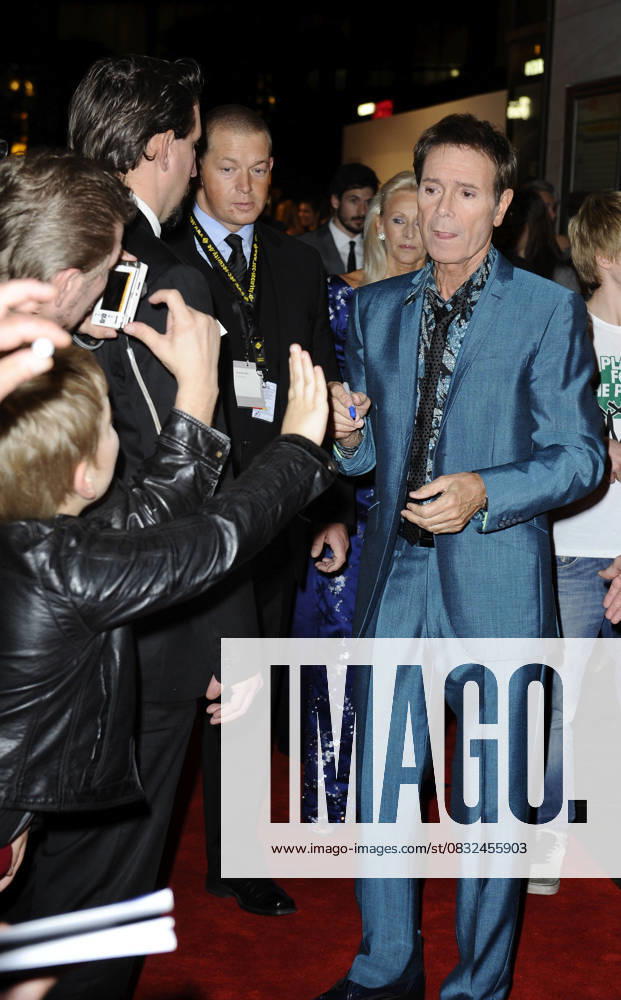 DEUTSCHER NACHHALTIGKEITSPREIS IN DUESSELDORF Sir Cliff Richard at Deutscher Nachhaltigkeitspreis award at Maritim Hotel , Duesseldorf, Germany WENN 3594758