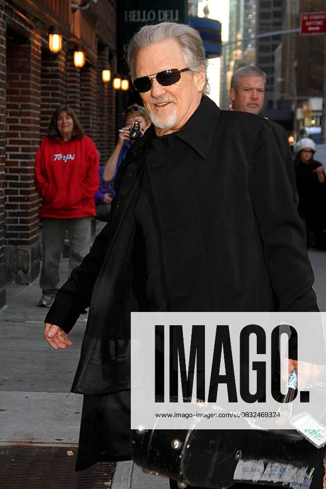 Kris Kristofferson, at the Ed Sullivan Theater for the Late Show With David Letterman , New York City, United States WENN 3597918
