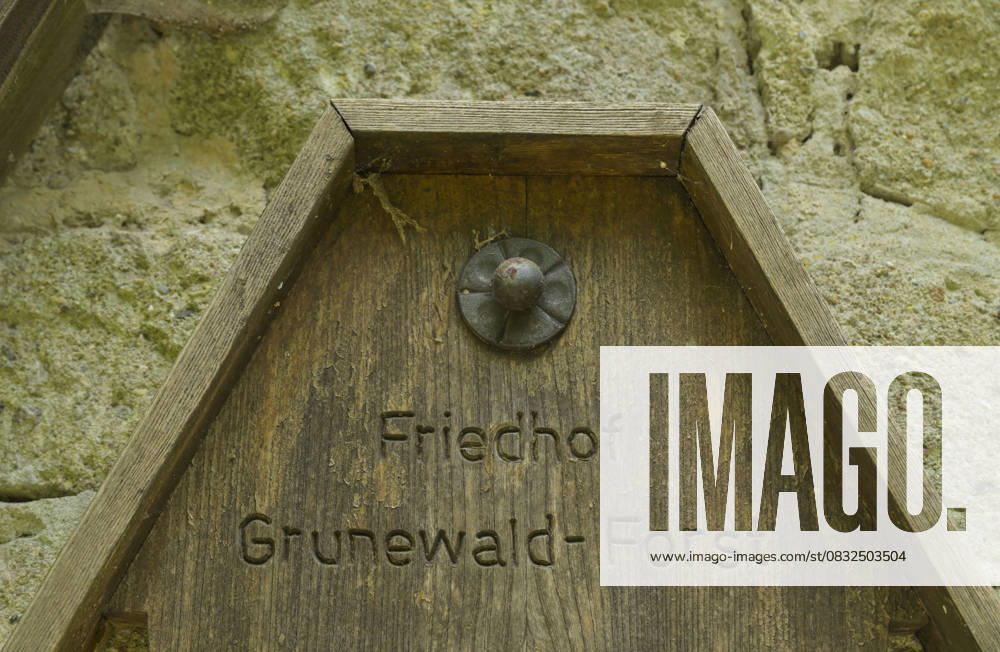 Cemetery Grunewald Forst, Jagen 135, Schildhornstraße, Grunewald, Berlin, Germany