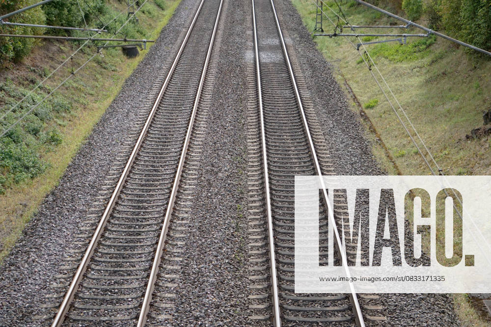 Insights into rail freight traffic on the route near Northeim in the direction of Hanover Freight traffic in Germany via Deutsche Bahns rail network