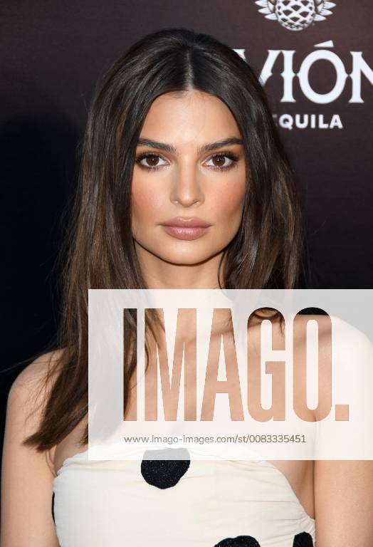 Hollywood, CA, U.S. - 23 May 2018 - Hollywood, California - Emily Ratajkowski. . In Darkness Los Angeles Angeles Premiere held at ArcLight Hollywood . Photo Credit: AdMedia Hollywood U.S. - ZUMAa123 20180523_zaa_a123_096