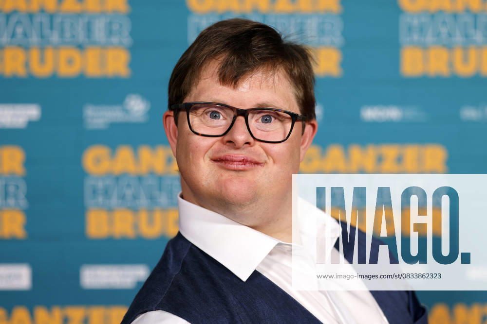 Actor Nico Randel at the premiere of the movie Ganzer Halber Bruder at Cinedom Cologne Cologne, 15 09 2025 NRW Germany