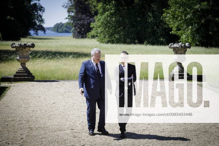 Federal Foreign Minister Heiko Maas r SPD meets Greek Foreign Minister Nikos Kotzias for a talk at Villa Borsig 29 05 2018 Berlin Berlin Germany