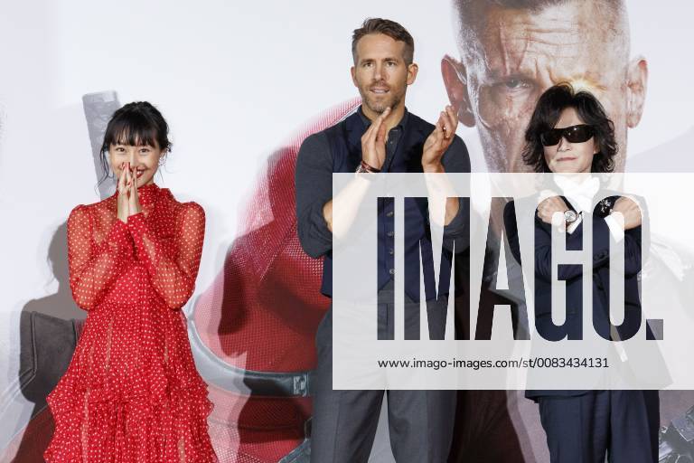 (L to R) Japanese actress Shiori Kutsuna, Canadian actor Ryan Reynolds and heavy metal band X JAPAN singer Toshi, attend the Japan Premiere for the film Deadpool 2 on May 29, 2018, Tokyo, Japan. The second installment of the Marvel hit movie will be released in Japan on June 1st. (gxta_DPool2jp038)
