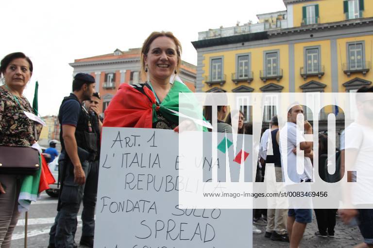 Italy: Manifestation with Luigi Di Maio Manifestation of the M5S in Naples with the militants of the M5S and with the political leader Luigi Di Maio. Naples Italy SalvatorexEsposito