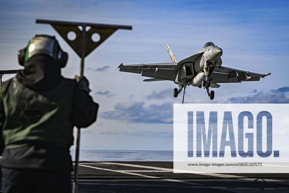 US aircraft carrier USS Gerald R Ford in the North Sea off Norway US aircraft carrier USS Gerald R Ford in the North Sea off Norway, a US Navy Boeing F A 18E F Super Hornet lands on the flight deck, photographed on September 24, 2025 in the North Sea off Norway Berlin Berlin Berlin Copyright MaurizioxGambarini