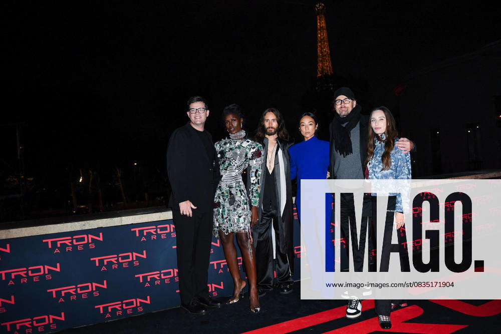 Tron Ares Premiere Justin Springer, Jodie Turner-Smith, Jared Leto, Greta Lee, Joachim Ronning and Emma Ludbrook attending the Tron : Ares Premiere at the Pathe Palace cinema in Paris, France on September 24, 2025. Photo by Aurore Marechal ABACAPRESS.COM Paris France