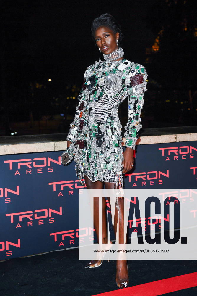 Tron Ares Premiere Jodie Turner-Smith attending the Tron : Ares Premiere at the Pathe Palace cinema in Paris, France on September 24, 2025. Photo by Aurore Marechal ABACAPRESS.COM Paris France