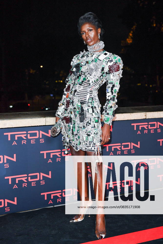 Tron Ares Premiere Jodie Turner-Smith attending the Tron : Ares Premiere at the Pathe Palace cinema in Paris, France on September 24, 2025. Photo by Aurore Marechal ABACAPRESS.COM Paris France