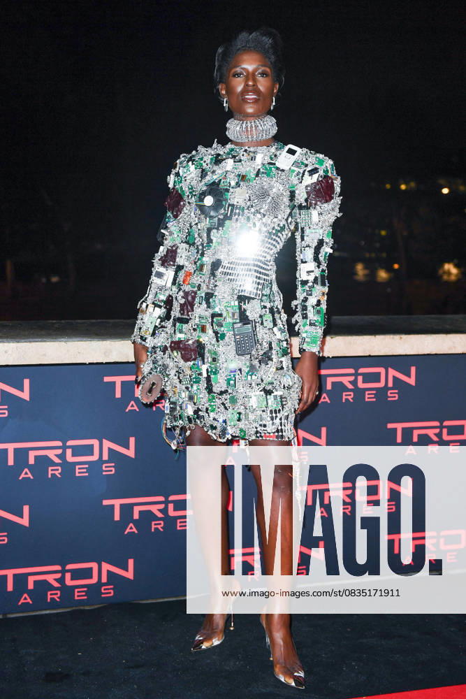 Tron Ares Premiere Jodie Turner-Smith attending the Tron : Ares Premiere at the Pathe Palace cinema in Paris, France on September 24, 2025. Photo by Aurore Marechal ABACAPRESS.COM Paris France
