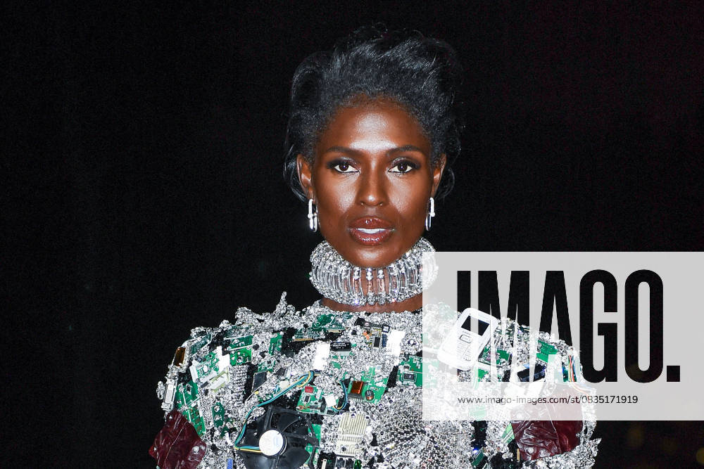 Tron Ares Premiere Jodie Turner-Smith attending the Tron : Ares Premiere at the Pathe Palace cinema in Paris, France on September 24, 2025. Photo by Aurore Marechal ABACAPRESS.COM Paris France