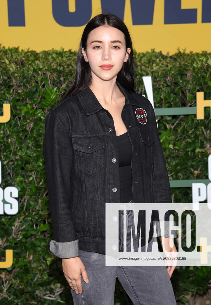 Los Angeles premiere of Hulu s Chad Powers at the Rose Bowl Stadium Featuring: Caylee Cowan Where: Los Angeles, California, United States When: 25 Sep 2025 Credit: Faye s Vision Cover Images . NOT FOR USE BY NEWSPAPERS BASED IN THE UK.