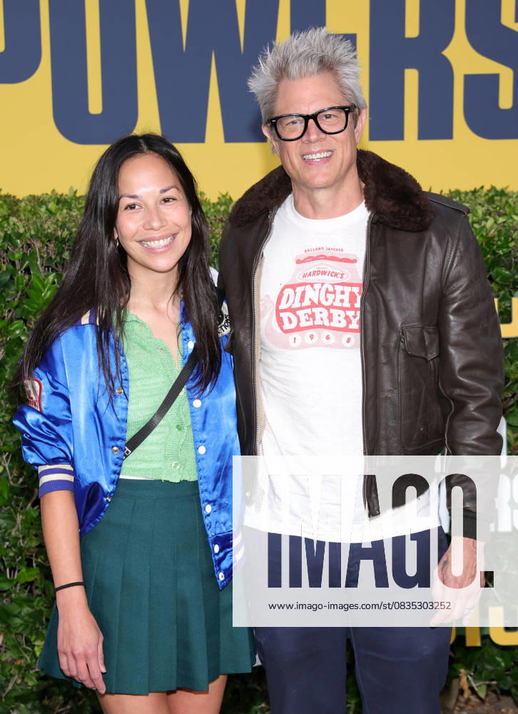 Los Angeles premiere of Hulu s Chad Powers at the Rose Bowl Stadium Featuring: Emily Ting, Johnny Knoxville Where: Los Angeles, California, United States When: 25 Sep 2025 Credit: Faye s Vision Cover Images . NOT FOR USE BY NEWSPAPERS BASED IN THE UK.