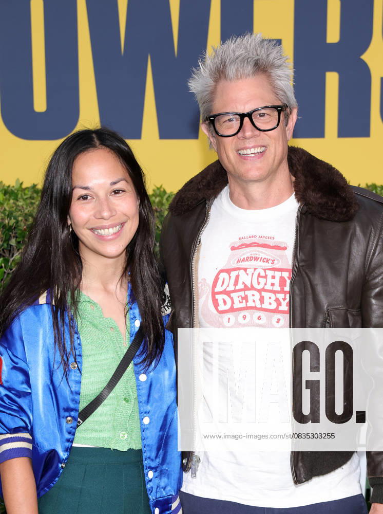 Los Angeles premiere of Hulu s Chad Powers at the Rose Bowl Stadium Featuring: Emily Ting, Johnny Knoxville Where: Los Angeles, California, United States When: 25 Sep 2025 Credit: Faye s Vision Cover Images . NOT FOR USE BY NEWSPAPERS BASED IN THE UK.