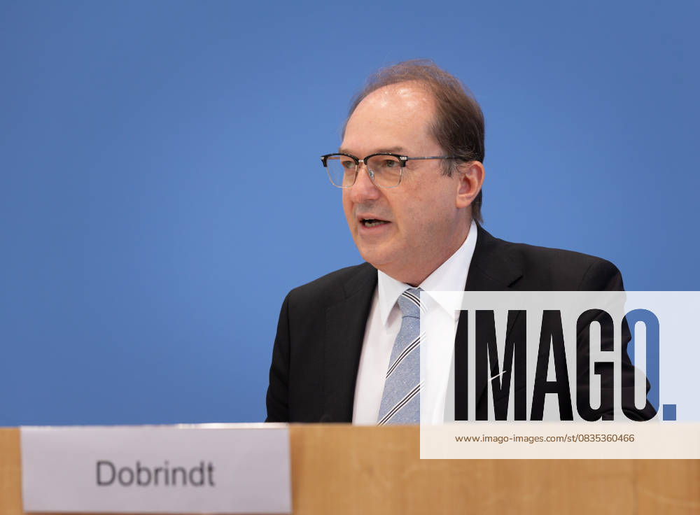 Alexander Dobrindt CSU , Federal Minister of the Interior, recorded at the Federal Press Conference , 21 08 2025 Berlin Germany