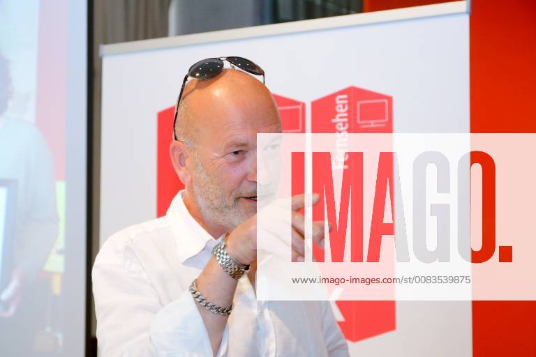 Klaus Dieter Klebsch Actor and voice actor recorded on 28 05 2018 at the Representation of the State of Bremen at the Bund in Berlin at the presentation of the 12 DRK Media Prize From 277 submissions, an independent jury selected entries to illuminate current socio-political issues and show people in unforeseen situations in life are located in Berlin Germany