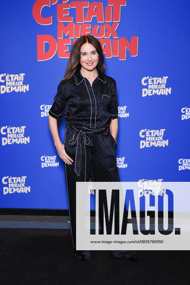 C Etait Mieux Demain Premiere - Paris Elsa Zylberstein attends the photocall of the film premiere of C’Etait Mieux Demain held at the UGC Cine Cite Bercy in Paris, France on September 29, 2025. Photo by David Boyer ABACAPRESS.COM Paris France