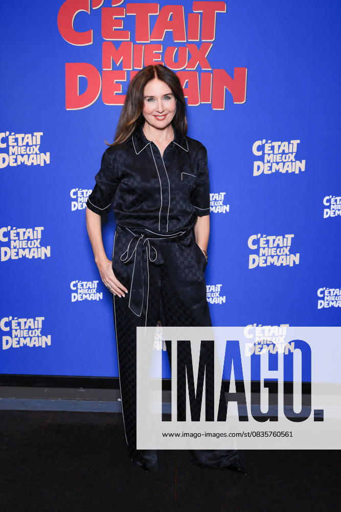 C Etait Mieux Demain Premiere - Paris Elsa Zylberstein attends the photocall of the film premiere of C’Etait Mieux Demain held at the UGC Cine Cite Bercy in Paris, France on September 29, 2025. Photo by David Boyer ABACAPRESS.COM Paris France