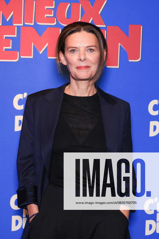 C Etait Mieux Demain Premiere - Paris Director Vinciane Millereau attends the photocall of the film premiere of C’Etait Mieux Demain held at the UGC Cine Cite Bercy in Paris, France on September 29, 2025. Photo by David Boyer ABACAPRESS.COM Paris France