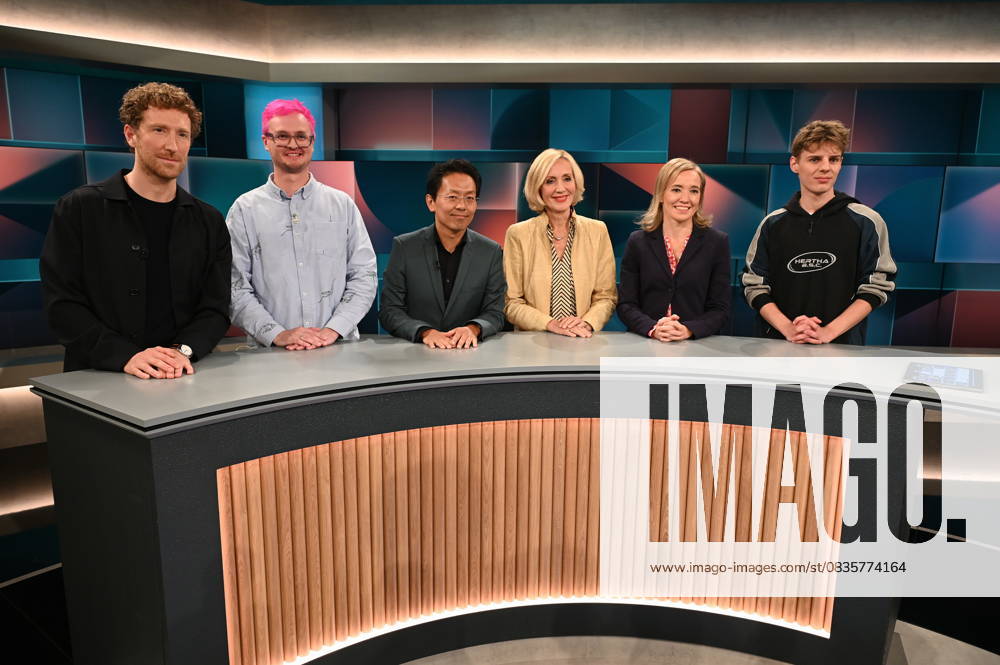 Presenter Louis Klamroth, l r, teacher Nicolas Schmelzer, lawyer Chan jo Jun, journalist Petra Gerster, politician Kristina Schröder and podcaster Levi Penell levihallo as guests on the ARD talk show Hart aber Fair