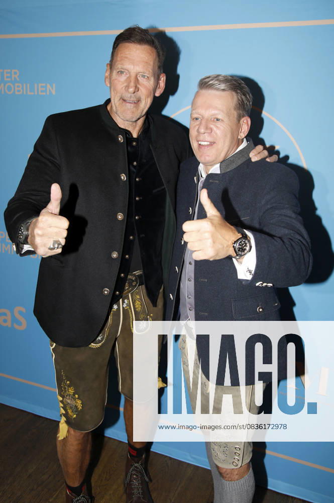 Ralf Moeller and Axel Kahn at the 1 Fine Time Business Club Oktoberfest at the Käfer flagship store in Munich, 02 10 2025 Foto:xAgenturxWehnertx xGränzdörferx xFuturexImagex business_oktoberfest_5022