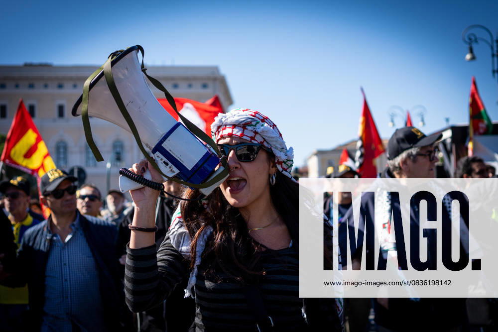 Pro-Palestinian demonstrators march along Rome s roads as they gather for a national general strike to protest against the situation in Gaza, in Rome, Italy, on 02 November 2025. Pro-Palestinian demonstrators march along Rome s roads as they gather for a national general strike to protest against the situation in Gaza two days after Israeli forces intercepted the Global Sumud Flotilla in the Mediterranean Sea, in Rome, Italy, on 02 November 2025., Credit:Stefano Costantino TTL Avalon Italy, Rome