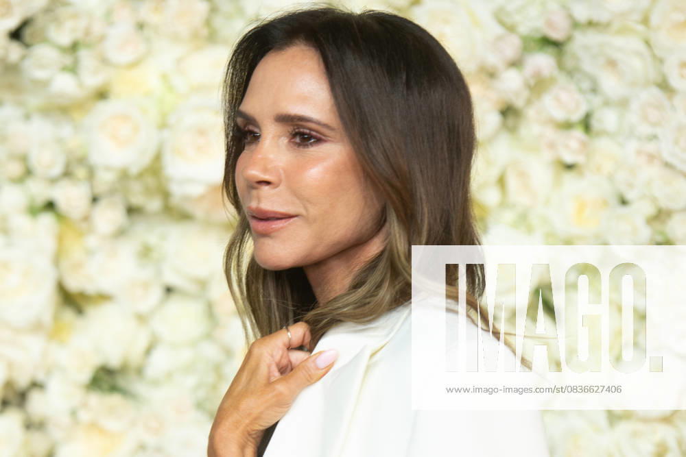 Netflix Victoria Beckham World Premiere Arrivals at Curzon Mayfair, London, UK Victoria Beckham attends The World Premiere of Netflix Victoria Beckham at Curzon Mayfair, London, England, UK on Wednesday 8 October, 2025., Credit:Justin Ng Avalon UK, England, London, Curzon Mayfair
