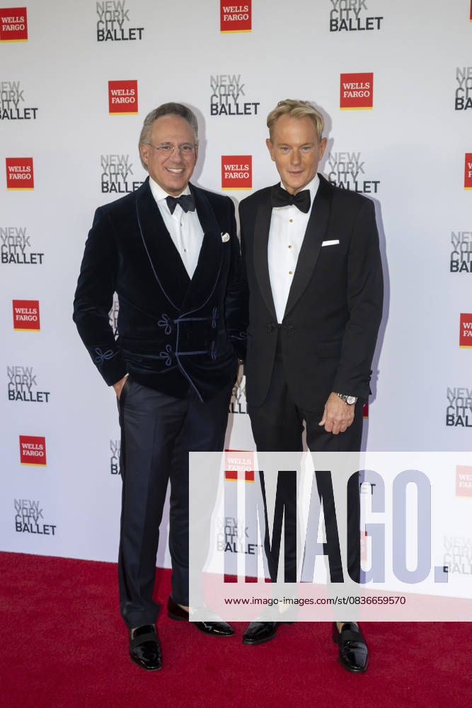 2025 New York City Ballet Fall Fashion Gala, New York, USA - 08 Oct 2025 (NEW) 2025 New York City Ballet Fall Fashion Gala. October 08, 2025, New York, New York, USA: (L-R) Andrew Saffir and Daniel Benedict attend the 2025 New York City Ballet Fall Fashion Gala at David H. Koch Theater at Lincoln Center on October 08, 2025 in New York City. (Credit: M10s TheNews2) (Foto: M10s Thenews2 imago images) 2025 New York City Ballet Fall Fashion Gala, New York, USA - 08 Oct 2025