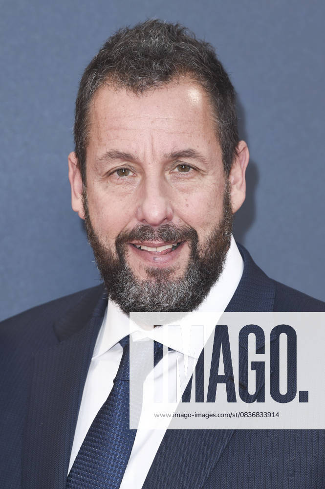Adam Sandler at the premiere of the feature film Jay Kelly at the 69 BFI London Film Festival 2025 at the Royal Festival Hall London, 10 10 2025 Foto:xS.xFuturexImagex kelly_5149