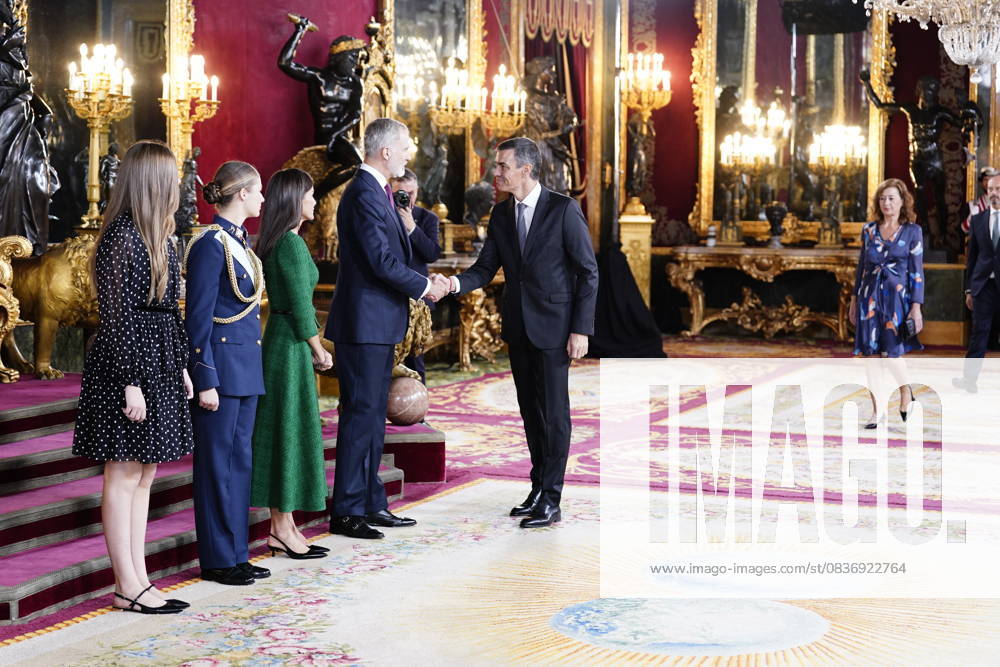 The King and Queen, the Princess of Asturias and the Infanta Sofia preside over a reception at the Royal Palace for the National Day of the National Holiday King Felipe and Queen Letizia, Princess Leonor and Princess Sofia, the President of the Government and Secretary General of the PSOE, Pedro Sánchez, and the President of the Congress, Francina Armengol, during the reception on the occasion of the National Holiday, at the Royal Palace, on October 12, 2025, in Madrid Spain The event is presided over by the King and Queen of Spain, Princess Leonor and the Infanta Sofia, the Princess of Asturias and the Infanta Sofia after the solemn act of homage to the National Flag and the military parade that has been held in the Plaza de Cánovas del C